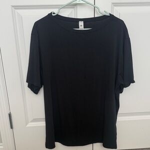 Lululemon Black Short Sleeve Tee